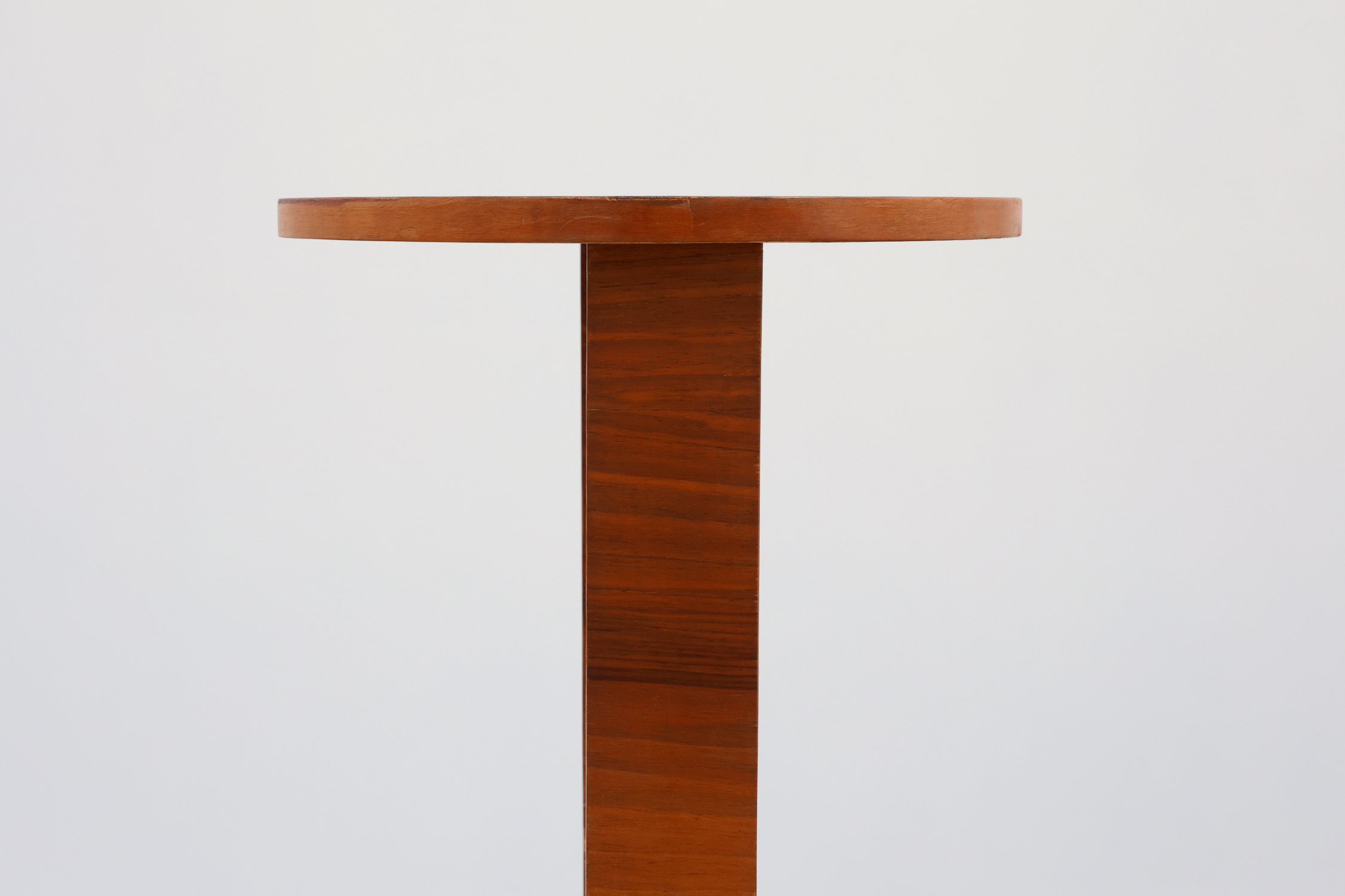 Art deco oak wooden round side table with bended leg, France 1920s  thumbnail